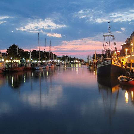 Seegang Rostock Exterior foto